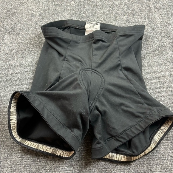 PEARL IZUMI Women’s Style 0327 Black Padded Bicycle Shorts size: Medium - Picture 1 of 10